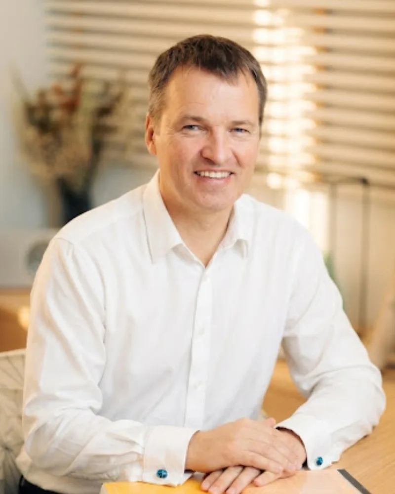 Dr. Edgars Vasilevskis